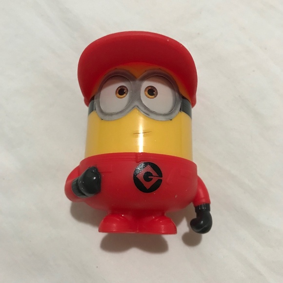 Despicable Me 4 Minion Action Figure Toy McDonald's Happy Meal Toy - Picture 1 of 3